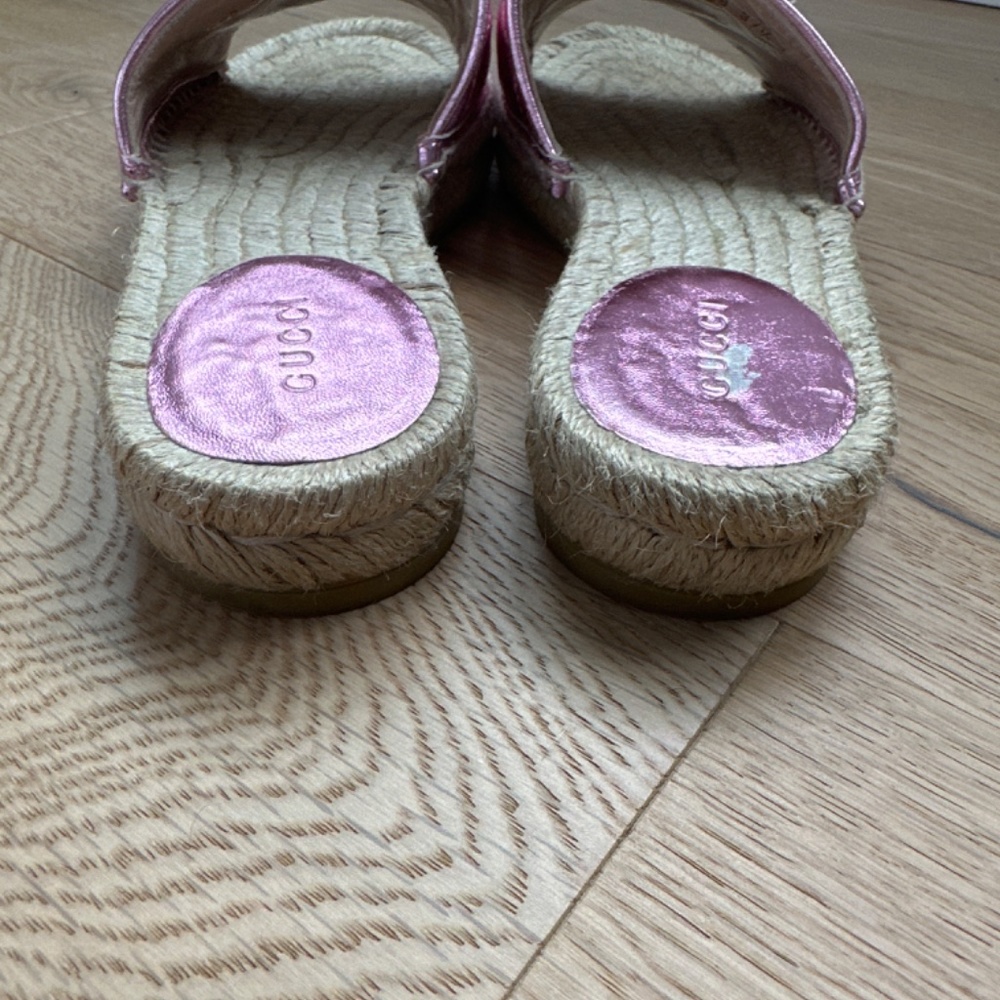 Metallic pink Gucci espadrille sandle - Picture 5 of 5